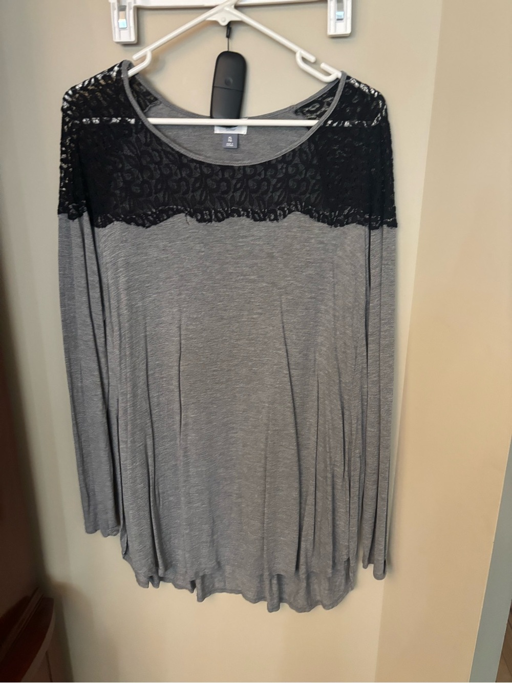 Old Navy Lace Yoke Long Sleeve Top - Gray / Black